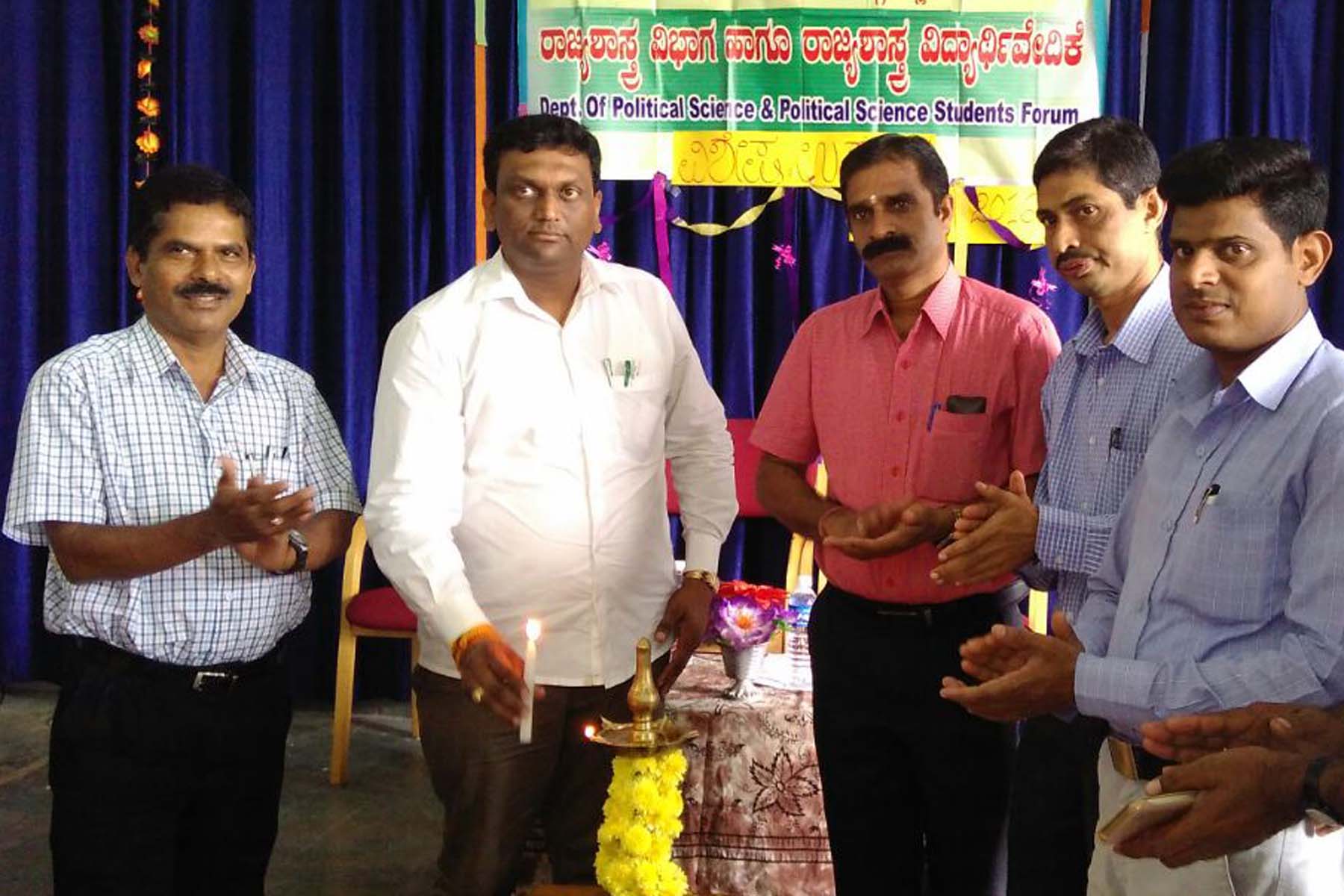 ‘ಸಮಾನತೆಯ ಕನಸು ಕನಸಾಗಿಯೇ ಉಳಿದಿದೆ: ಮಲ್ಲಿಕಾರ್ಜುನ ಹಕ್ರೆ